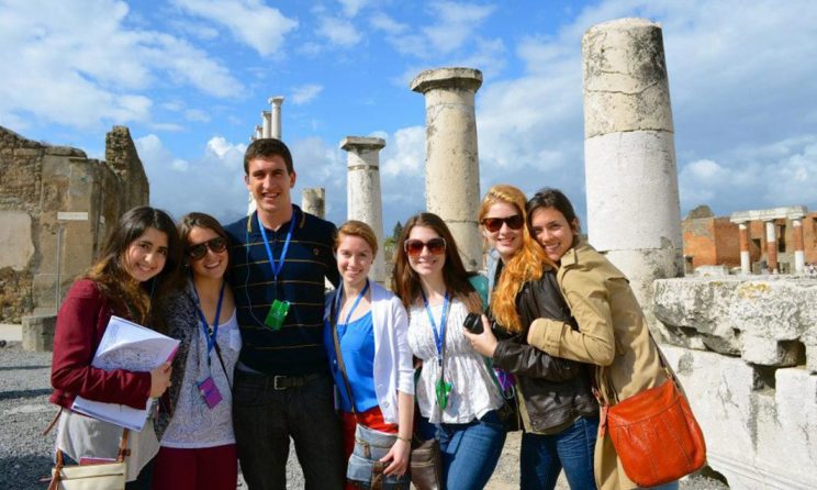 Top 5 Bountiful Benefits Of Studying Abroad You Need To Know!