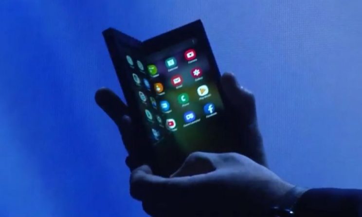 Foldable Smartphone Roundup: Here Is Everything You Need To Know!