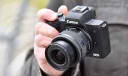 Here Are The Best Mirrorless Camera Available In The Market For 2019!