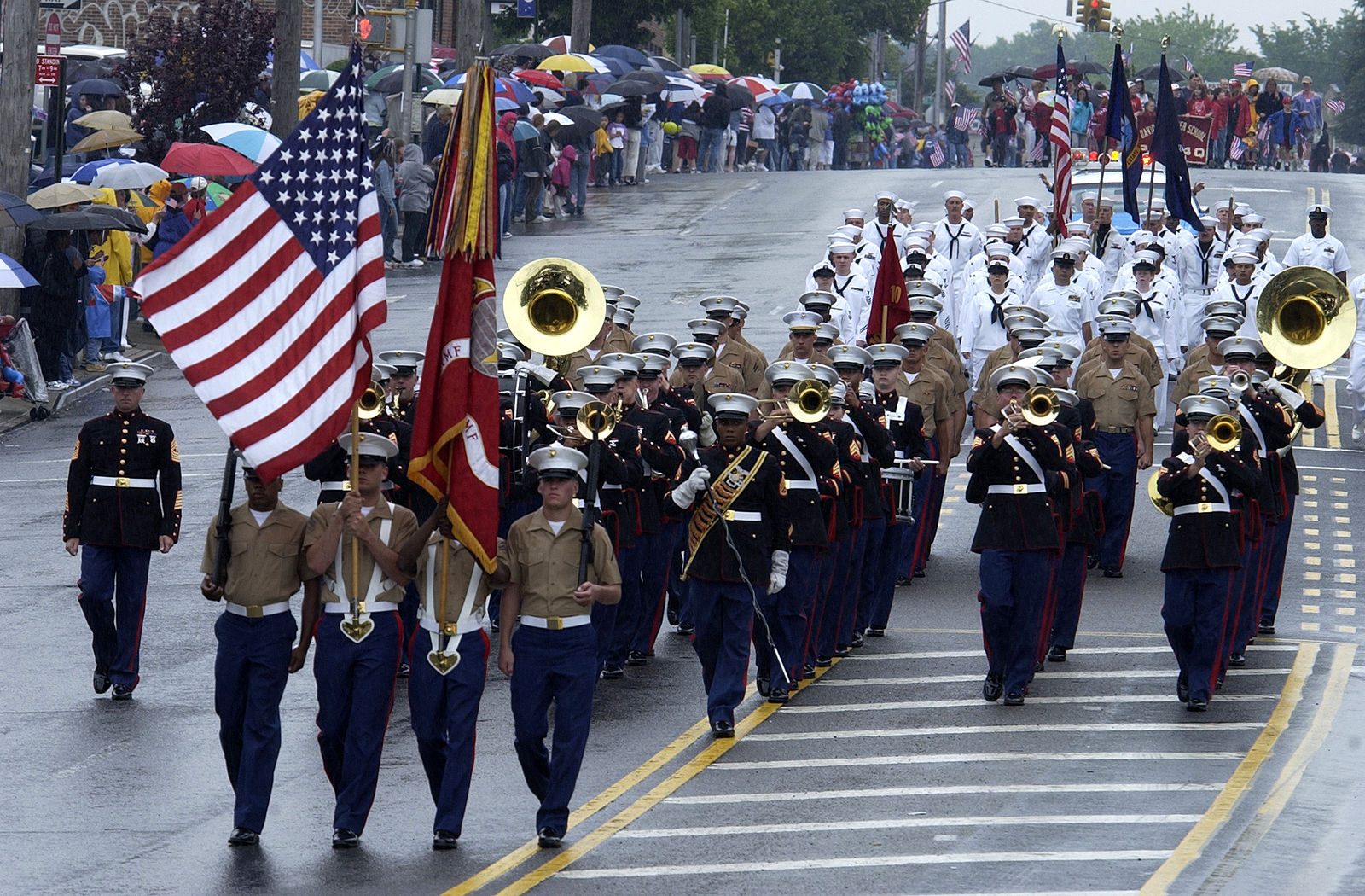 Memorial Day 2019: NYC Routes Of Parade, Street Closures & More!