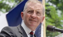 Billionaire, Philanthropist And Former Presidential Candidate H. Ross Perot Dies At 89