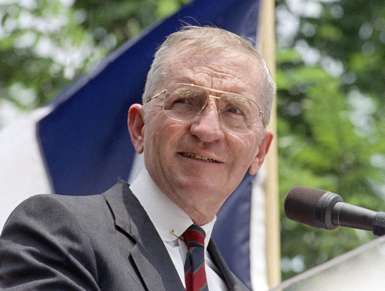 Billionaire, Philanthropist And Former Presidential Candidate H. Ross Perot Dies At 89
