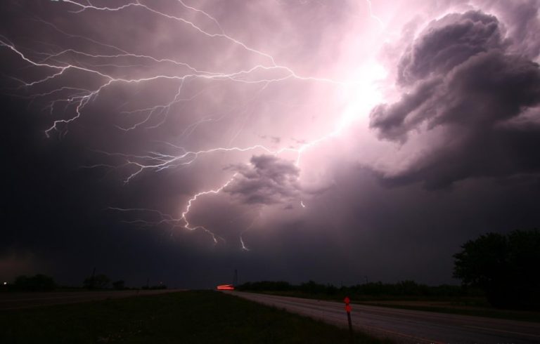 New AI Algorithm Detects Storm Forming Clouds Automatically