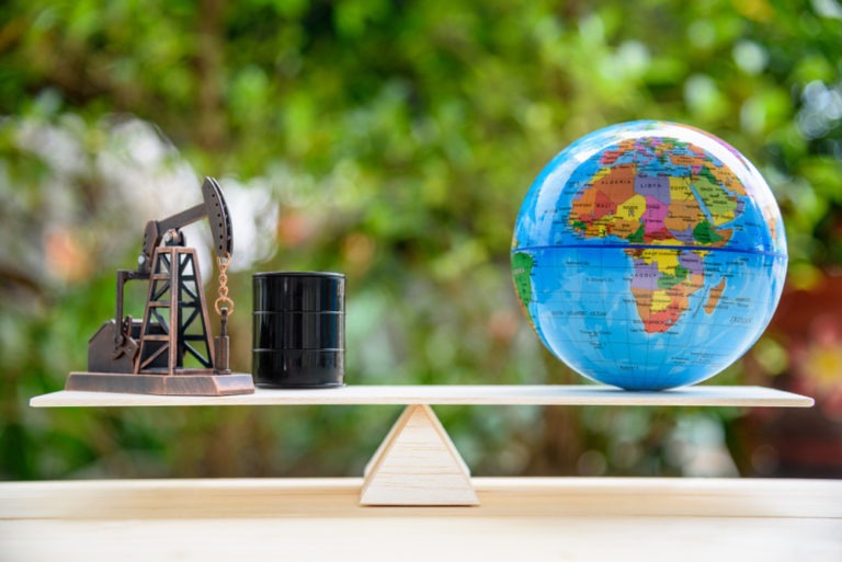 Top Ten Nations With The Maximum Fossil Fuel Production