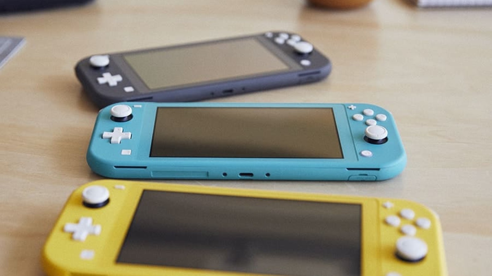 Nintendo Switch Lite: Features, Specs, Prices And More!